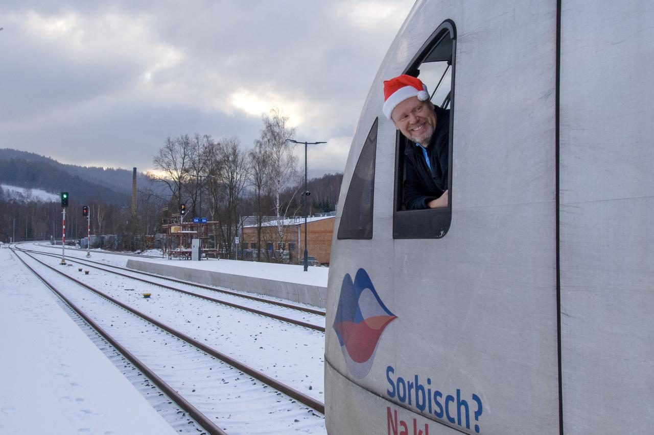 Vlaky se vrací na trať Liberec–Chrastava po modernizaci kolejí
