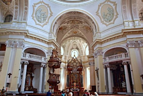 Foto: Barokní kostel v Jablonném otevírá po velkolepé opravě